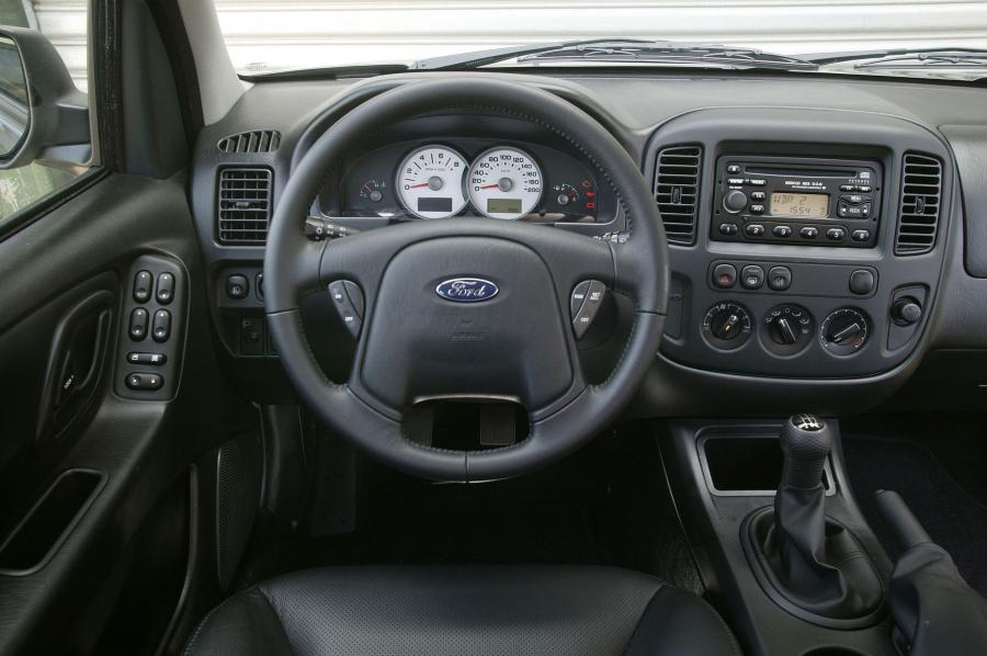  Ford Maverick 2001 года  (фото 14 из 70)